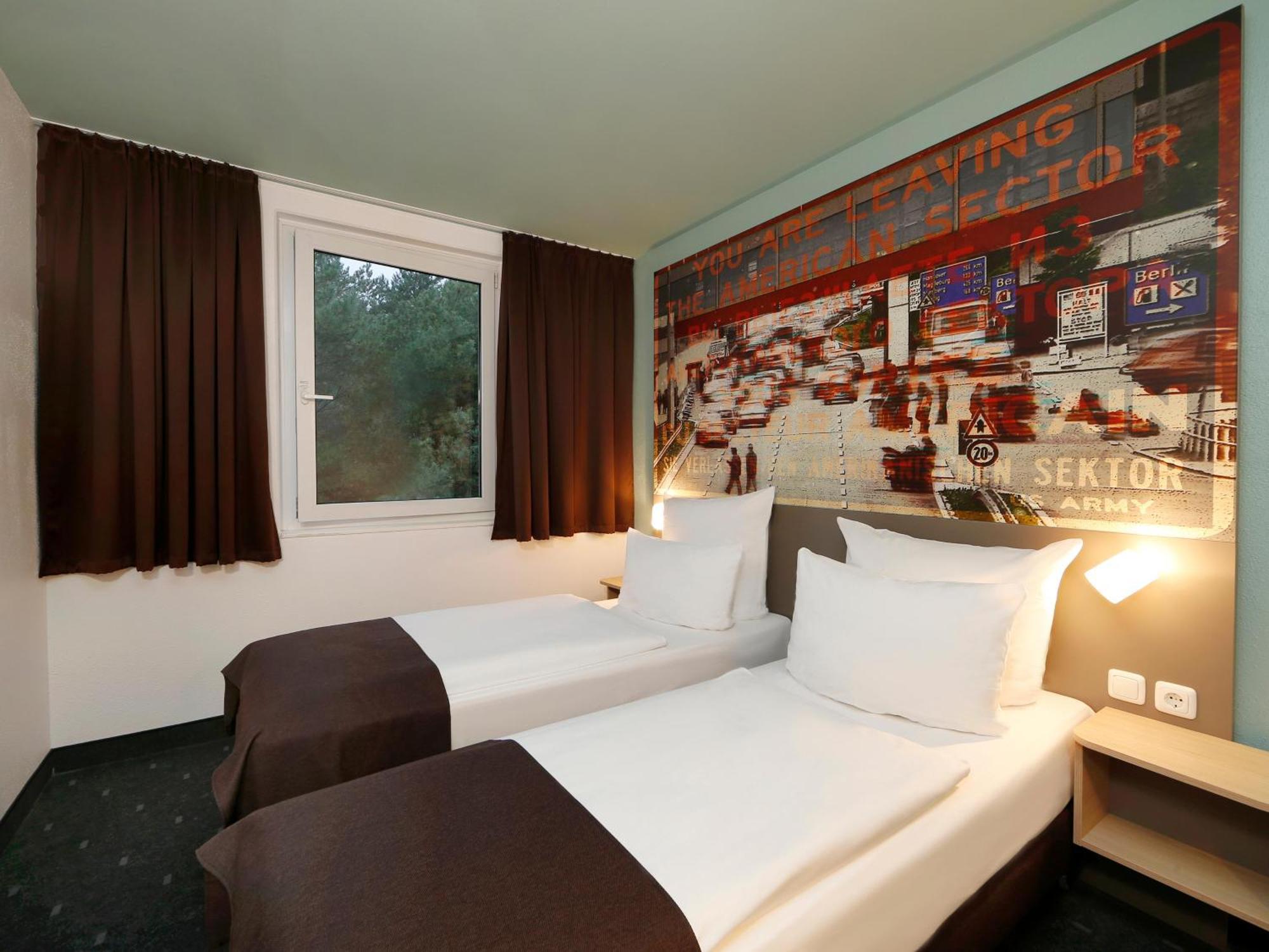 B&B Hotel Berlin-Dreilinden Kleinmachnow Exterior photo