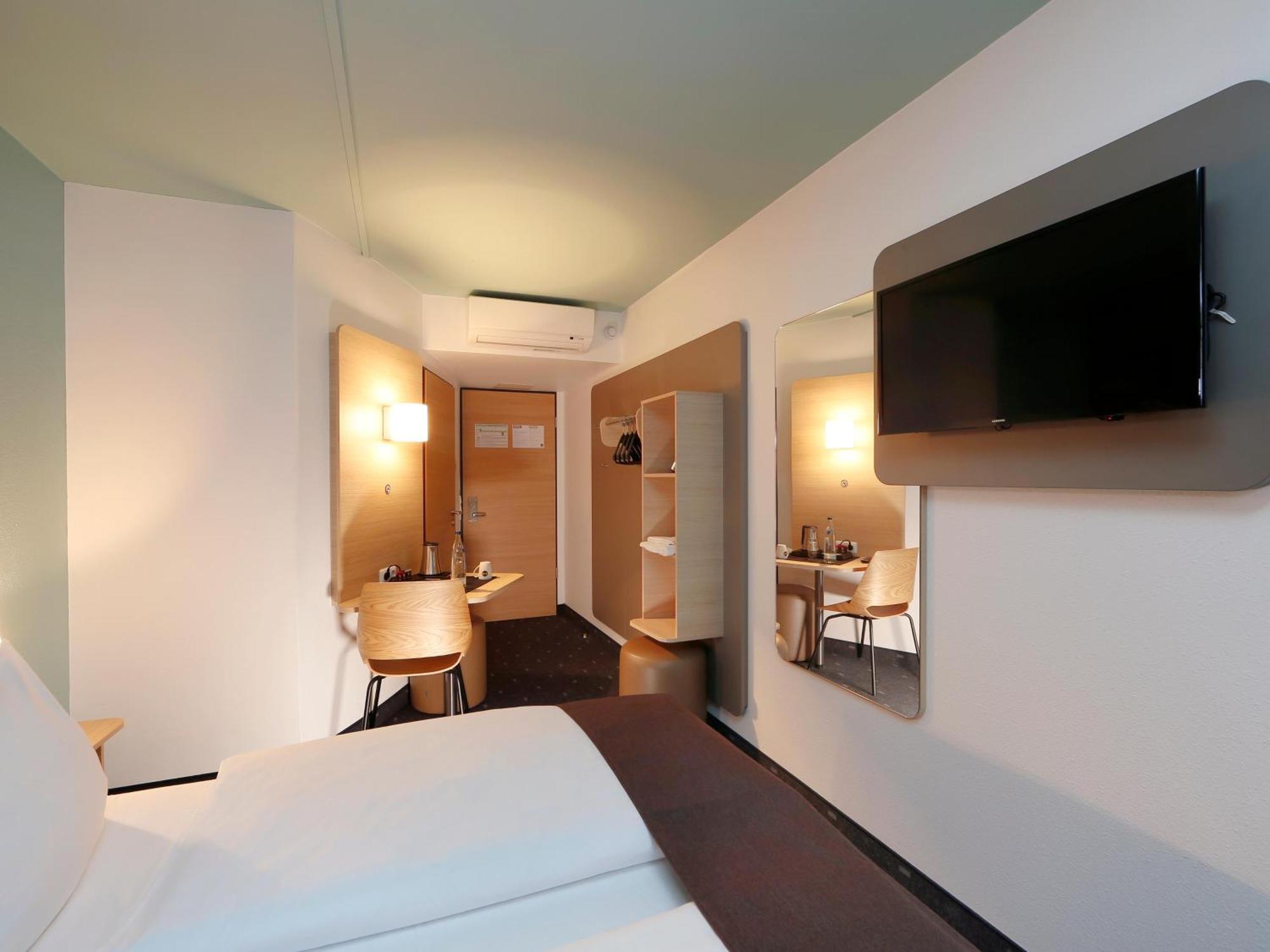 B&B Hotel Berlin-Dreilinden Kleinmachnow Exterior photo